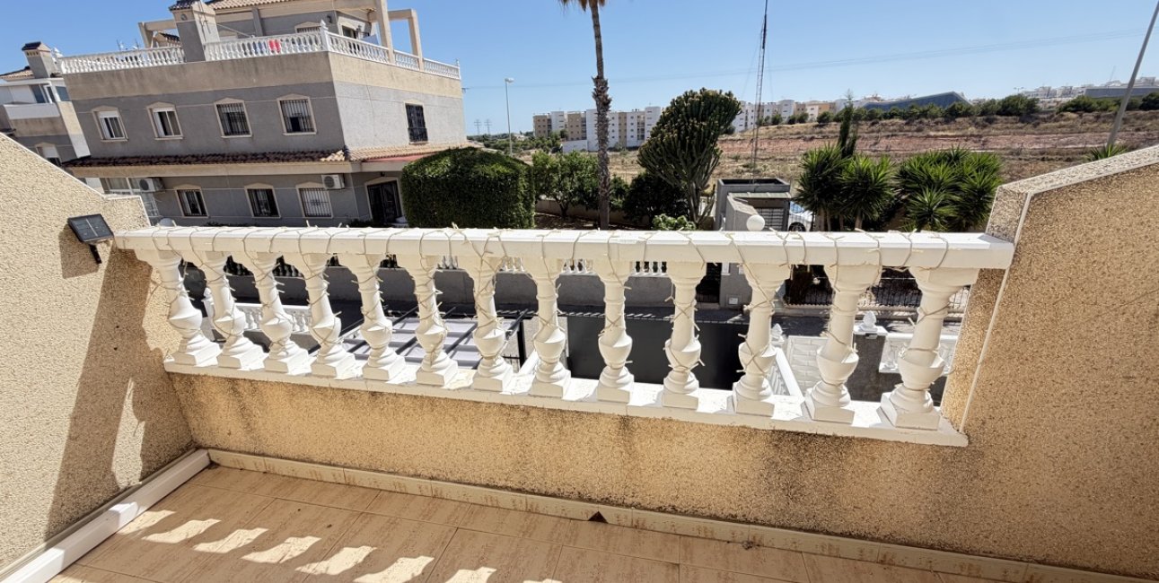 Resale - Townhouse -
Orihuela Costa - Playa Flamenca
