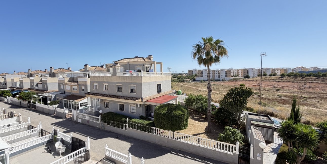 Resale - Townhouse -
Orihuela Costa - Playa Flamenca