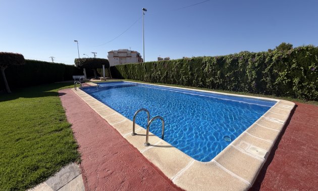 Resale - Townhouse -
Orihuela Costa - Playa Flamenca