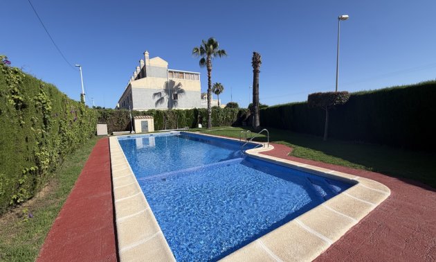 Resale - Townhouse -
Orihuela Costa - Playa Flamenca