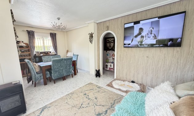 Resale - Villa -
Orihuela Costa - Villamartin