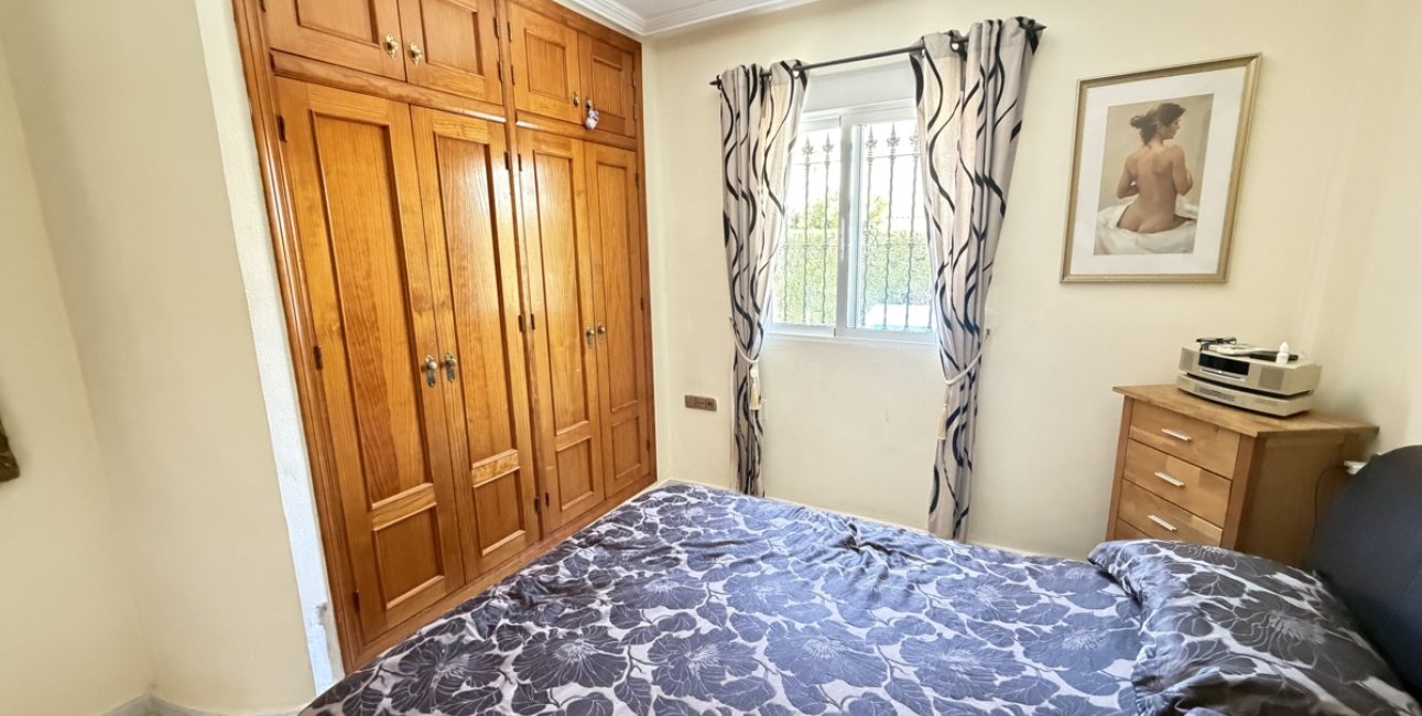 Resale - Villa -
Orihuela Costa - Villamartin