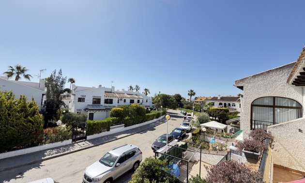 Rynek wtórny - Mieszkanie  -
Orihuela Costa - Cabo Roig