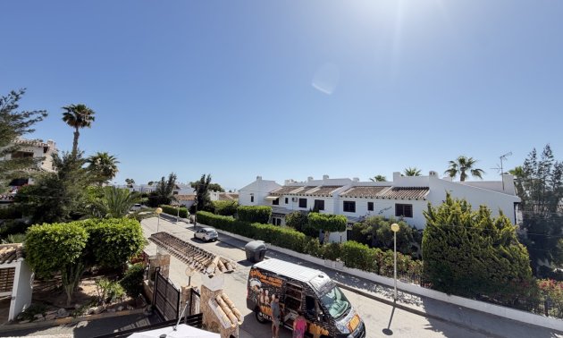 Rynek wtórny - Mieszkanie  -
Orihuela Costa - Cabo Roig
