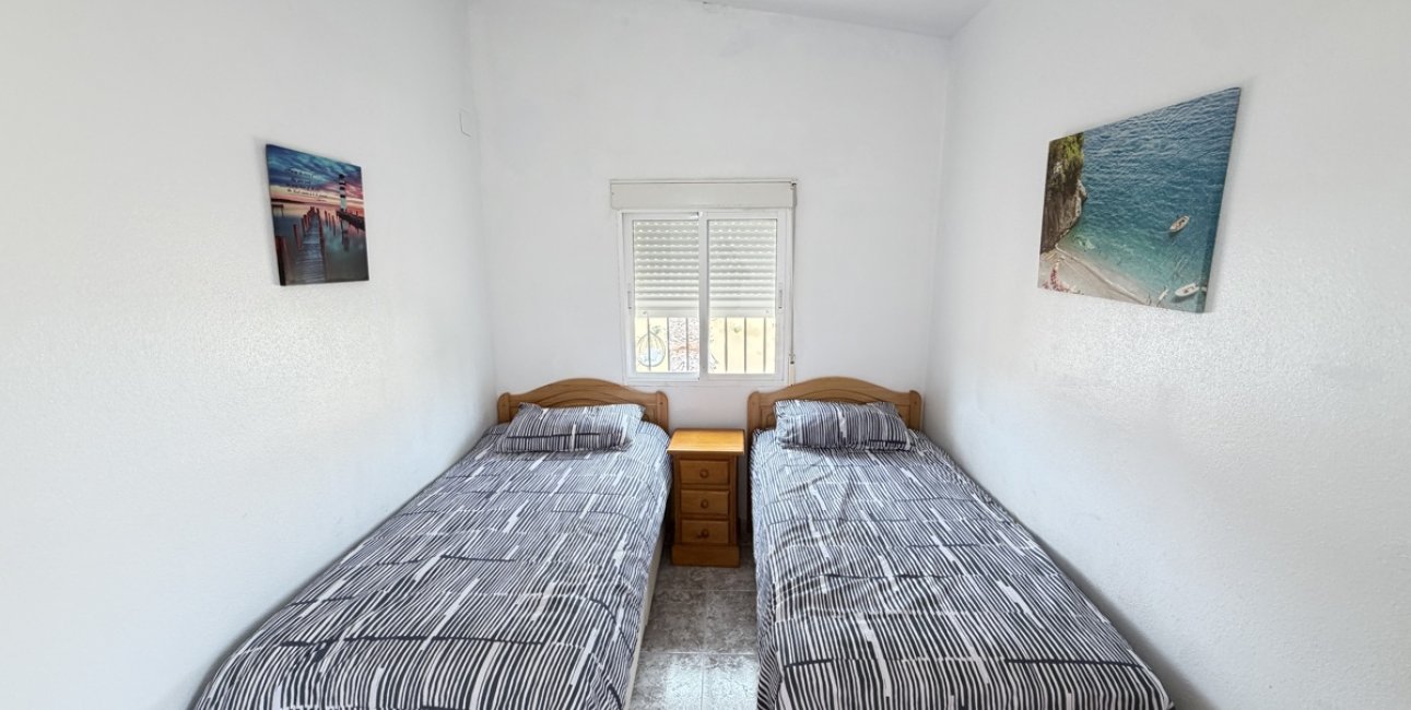 Resale - Villa -
Orihuela Costa - Villamartin