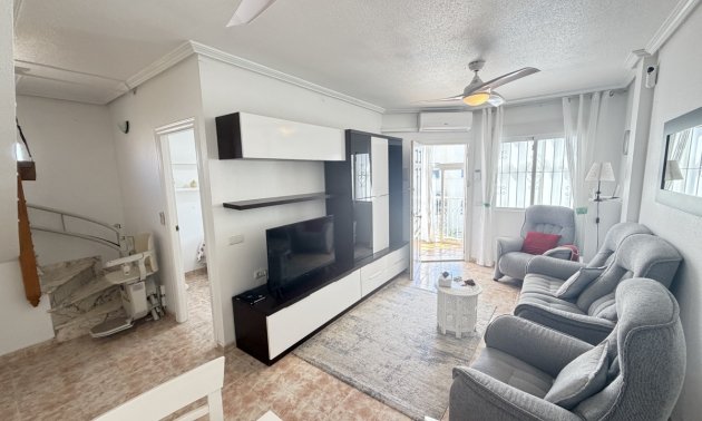 Resale - Duplex -
Orihuela Costa - La Zenia