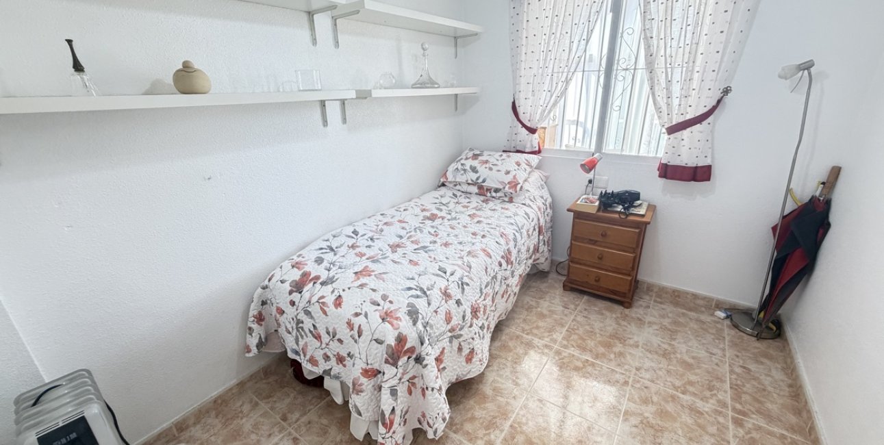 Resale - Duplex -
Orihuela Costa - La Zenia