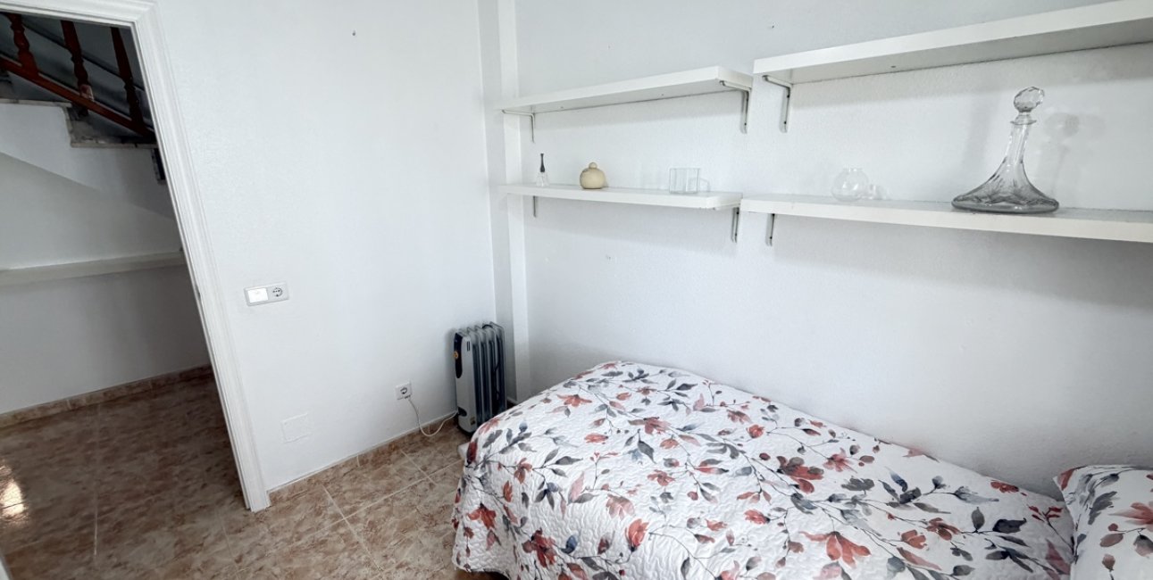 Resale - Duplex -
Orihuela Costa - La Zenia