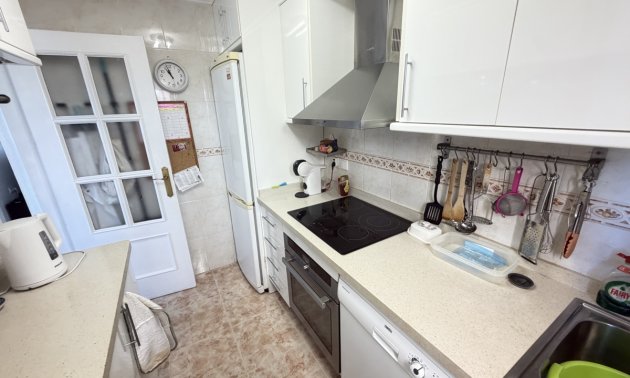 Resale - Duplex -
Orihuela Costa - La Zenia