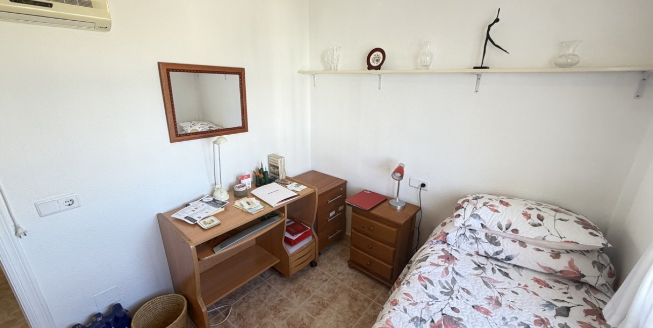 Resale - Duplex -
Orihuela Costa - La Zenia