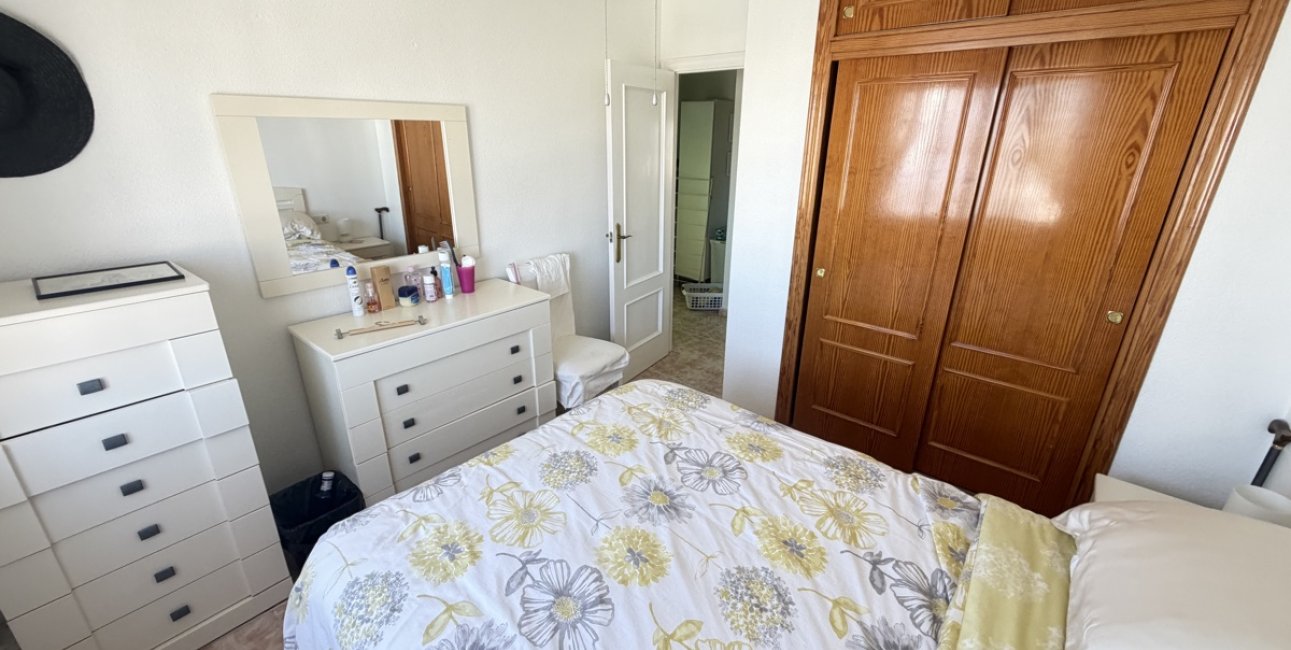 Resale - Duplex -
Orihuela Costa - La Zenia