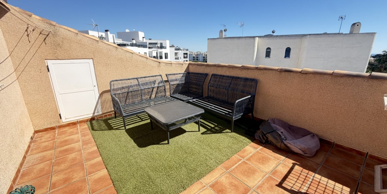 Resale - Duplex -
Orihuela Costa - La Zenia