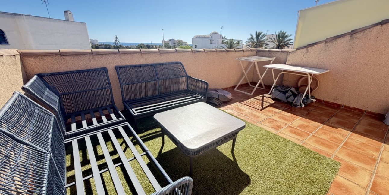 Resale - Duplex -
Orihuela Costa - La Zenia