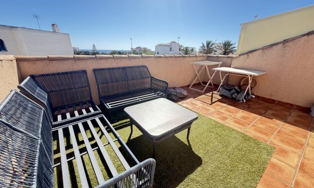 Resale - Duplex -
Orihuela Costa - La Zenia