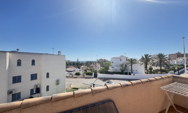 Resale - Duplex -
Orihuela Costa - La Zenia