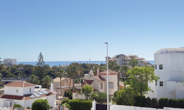 Resale - Duplex -
Orihuela Costa - La Zenia