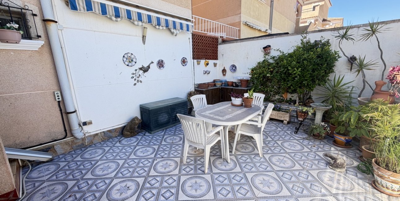 Resale - Duplex -
Orihuela Costa - La Zenia