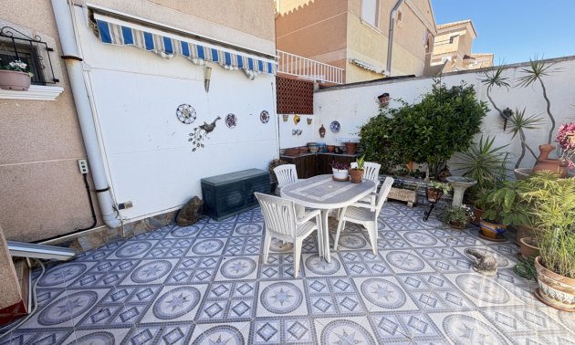 Resale - Duplex -
Orihuela Costa - La Zenia