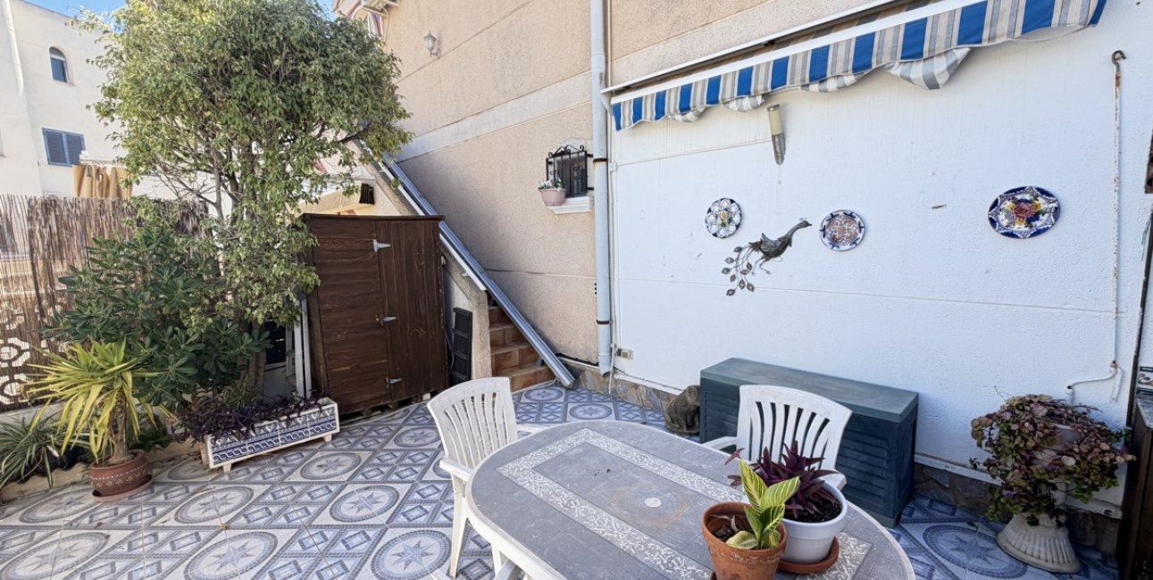 Resale - Duplex -
Orihuela Costa - La Zenia