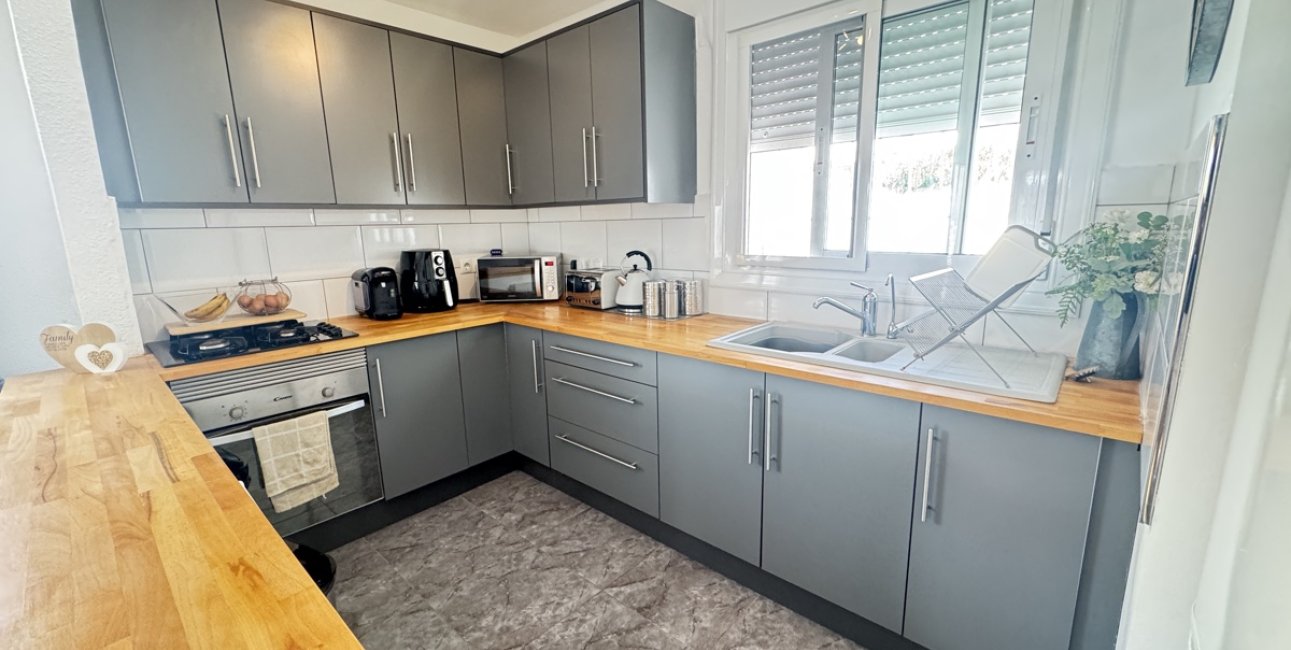Resale - Villa -
Orihuela Costa - Villamartin
