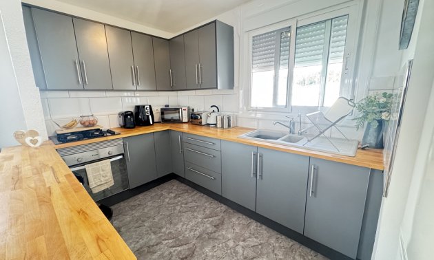 Resale - Villa -
Orihuela Costa - Villamartin