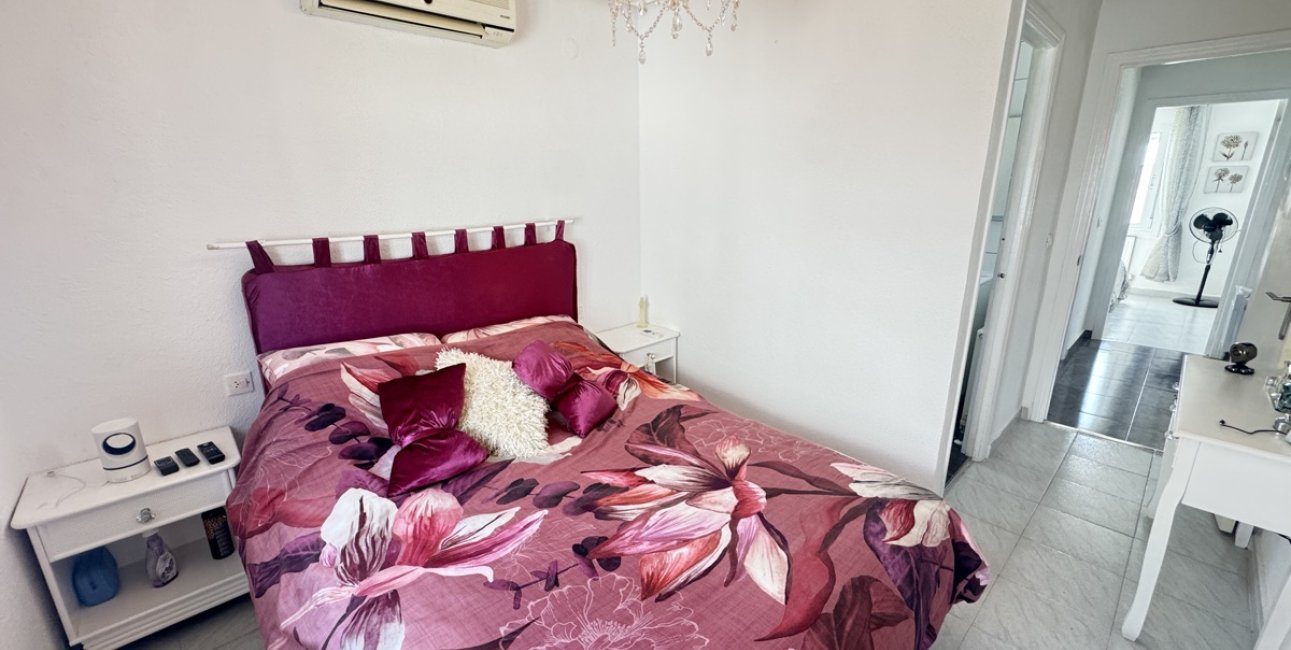 Resale - Villa -
Orihuela Costa - Villamartin