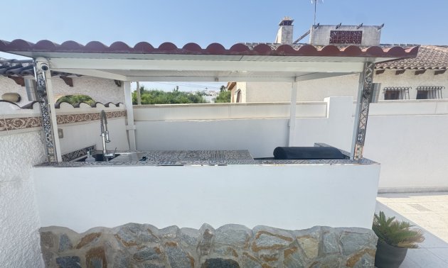 Resale - Villa -
Orihuela Costa - Villamartin