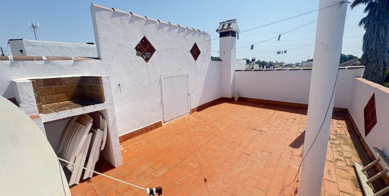 Resale - Villa -
Orihuela Costa - Villamartin