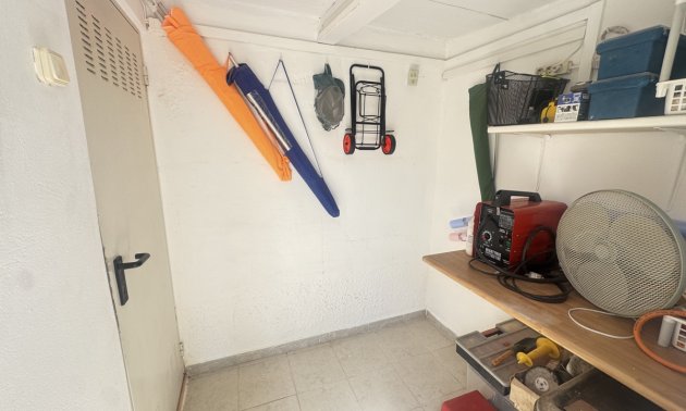 Resale - Villa -
Orihuela Costa - Villamartin