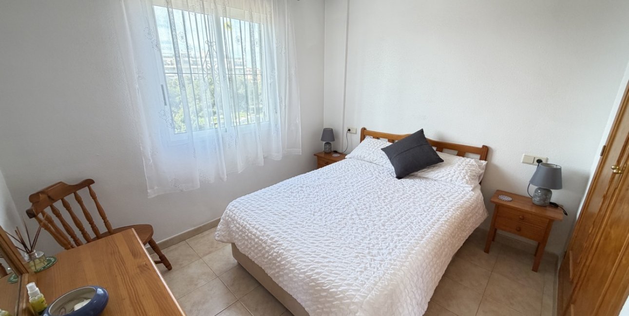 Rynek wtórny - Mieszkanie  -
Orihuela Costa - La Zenia