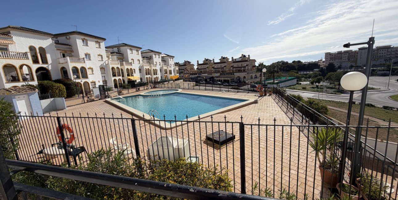Rynek wtórny - Mieszkanie  -
Orihuela Costa - La Zenia
