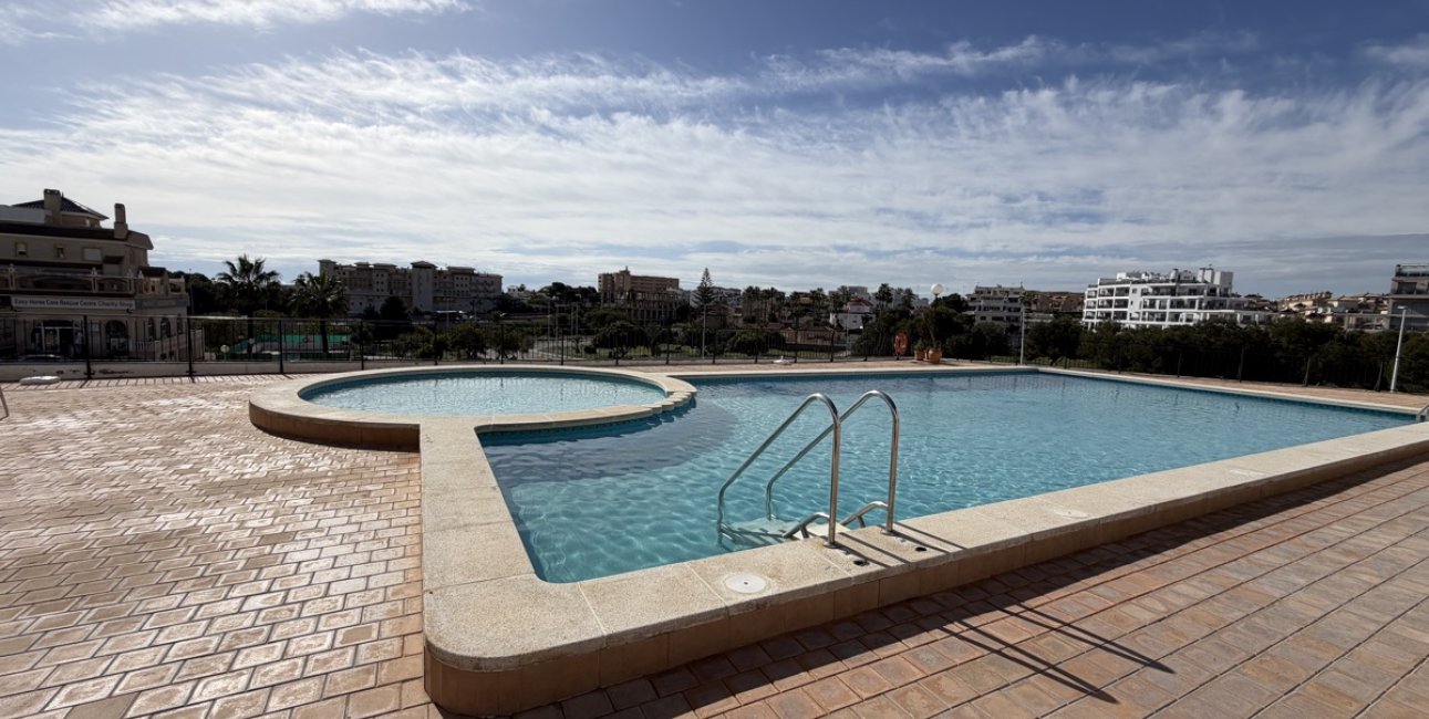 Rynek wtórny - Mieszkanie  -
Orihuela Costa - La Zenia