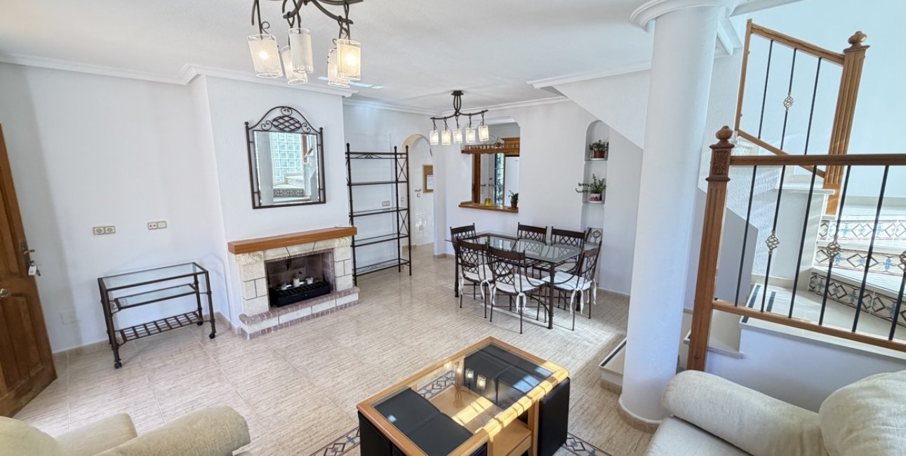Resale - Villa -
Orihuela Costa - Villamartin