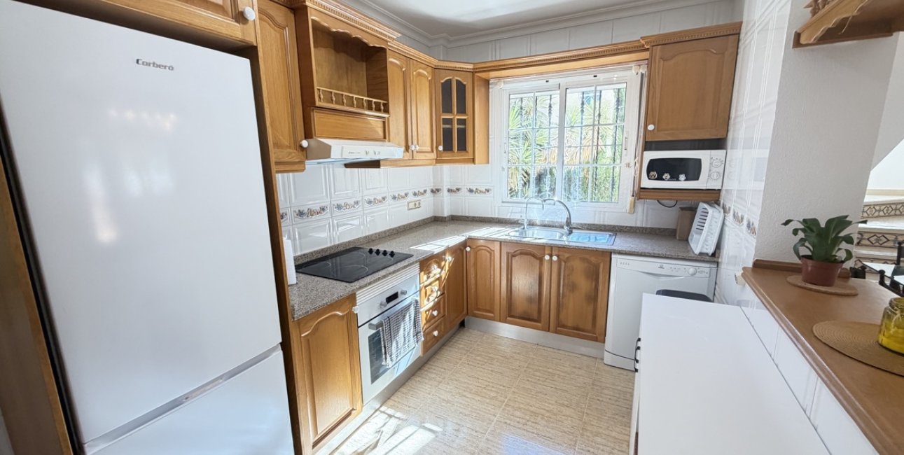 Resale - Villa -
Orihuela Costa - Villamartin
