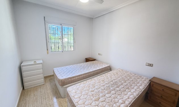 Resale - Villa -
Orihuela Costa - Villamartin