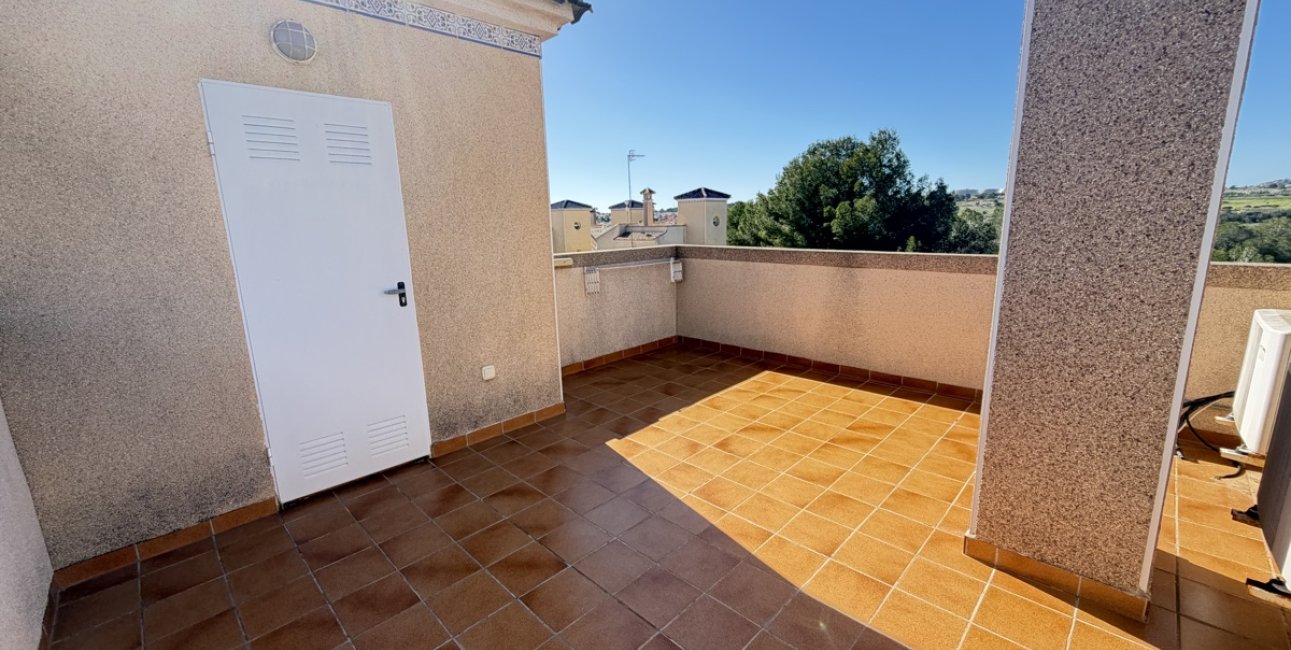 Resale - Villa -
Orihuela Costa - Villamartin
