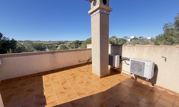 Resale - Villa -
Orihuela Costa - Villamartin