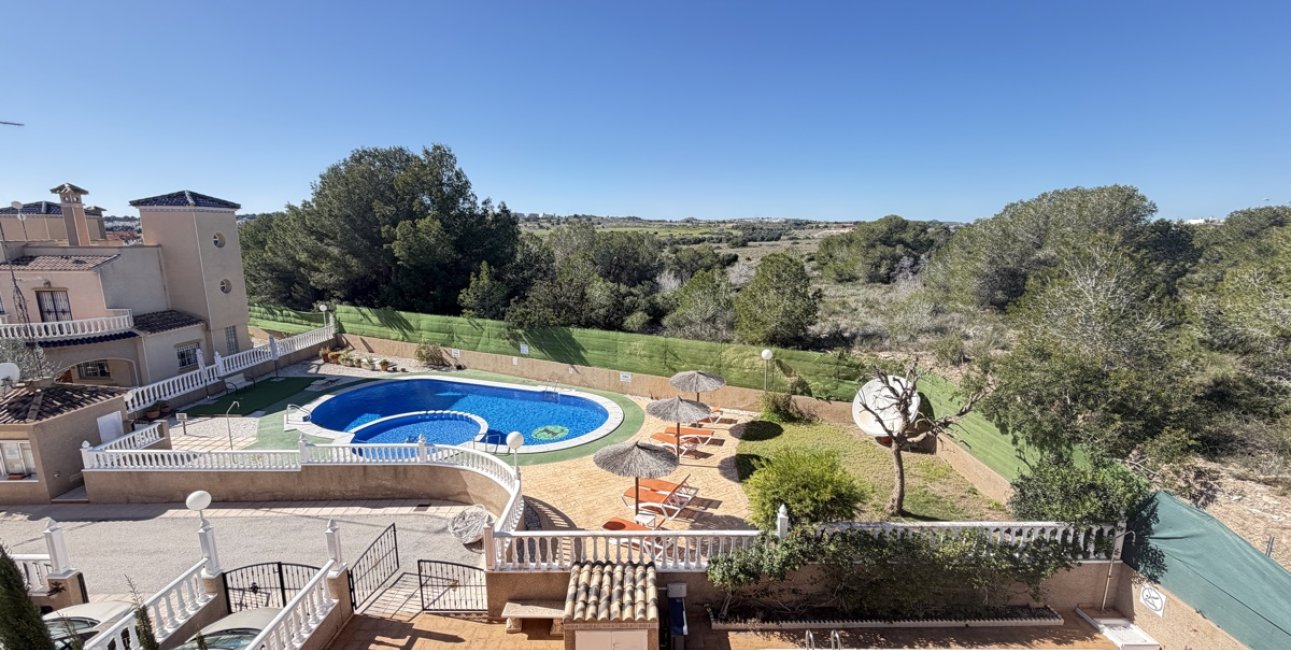 Resale - Villa -
Orihuela Costa - Villamartin