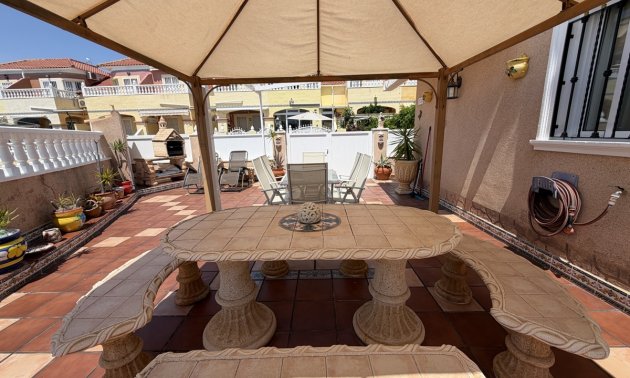 Resale - Townhouse -
Orihuela Costa - La Zenia