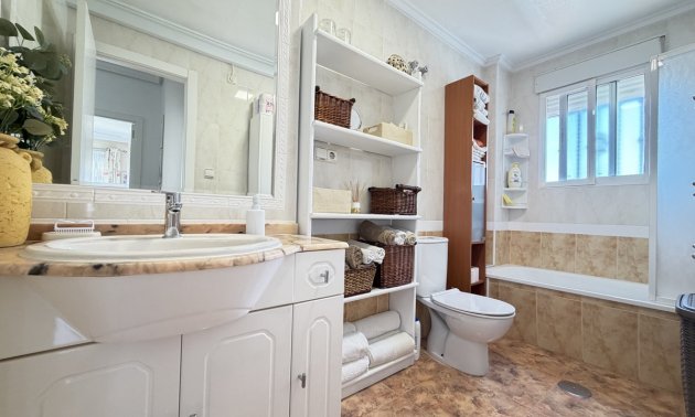 Resale - Townhouse -
Orihuela Costa - La Zenia
