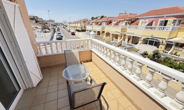 Resale - Townhouse -
Orihuela Costa - La Zenia