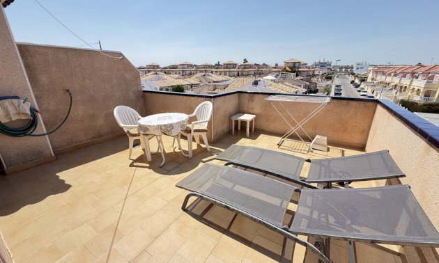 Resale - Townhouse -
Orihuela Costa - La Zenia
