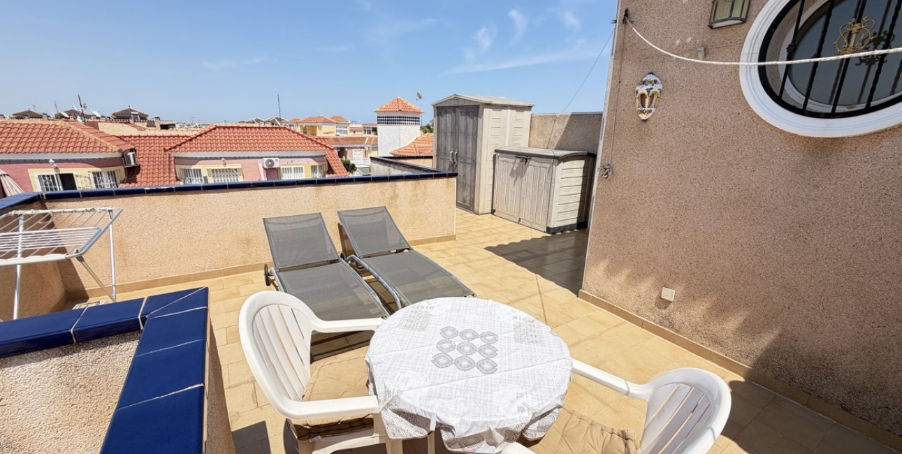 Resale - Townhouse -
Orihuela Costa - La Zenia