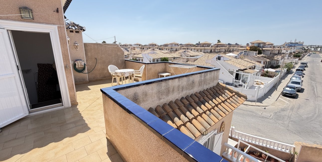 Resale - Townhouse -
Orihuela Costa - La Zenia