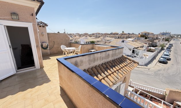 Resale - Townhouse -
Orihuela Costa - La Zenia