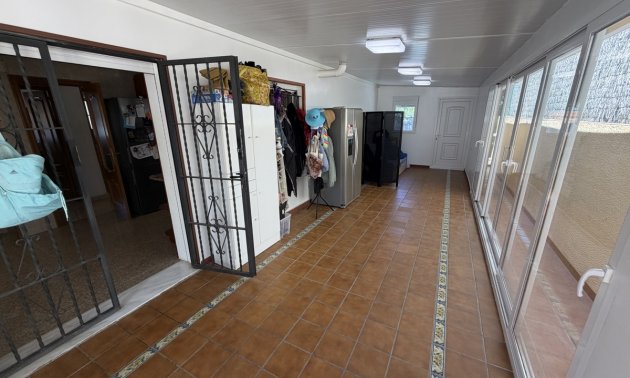 Resale - Villa -
Torrevieja - Los Balcones