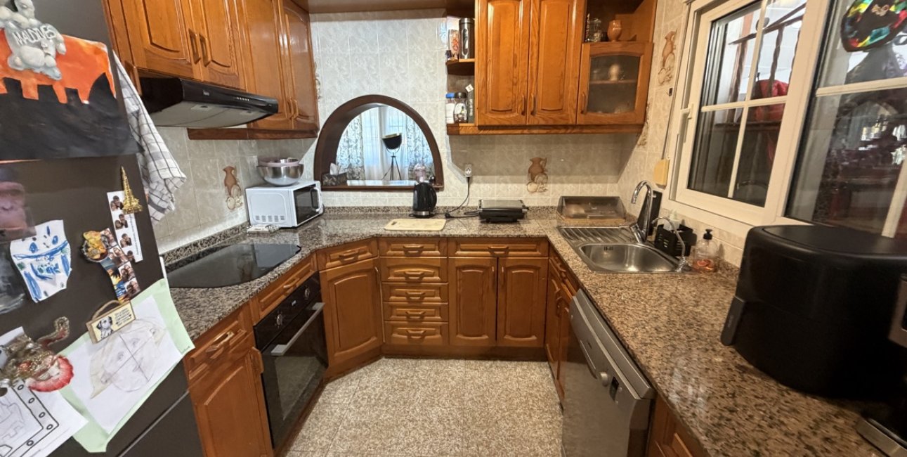 Resale - Villa -
Torrevieja - Los Balcones