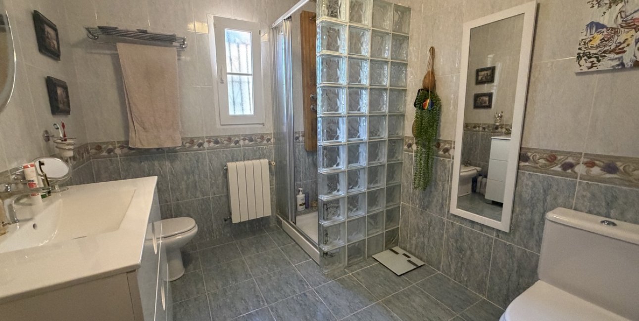 Resale - Villa -
Torrevieja - Los Balcones