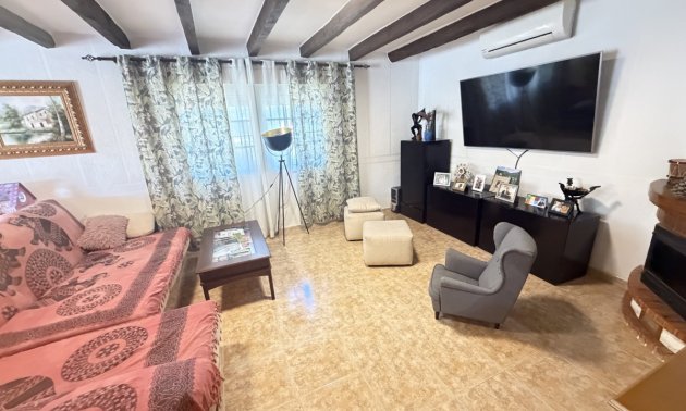 Resale - Villa -
Torrevieja - Los Balcones