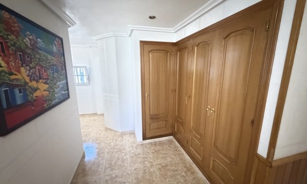 Resale - Villa -
Torrevieja - Los Balcones